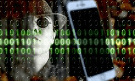 Ilustrasi Peretasan Ponsel