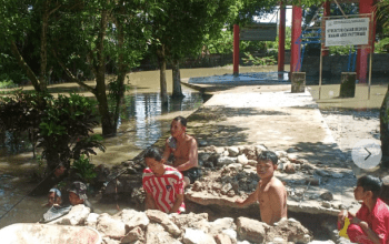 Makam Datu Luwu XV Andi Patiware terendam banjir