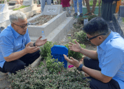 Isrullah – Usman Ziarah ke Makam Tokoh Pemekaran Lutim Majid Tahir