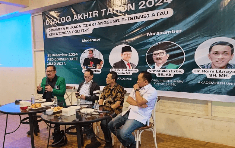 Dialog Akhir Tahun KAHMI Sulsel di Red Corner Cafe Makassar, Sabtu (28/12/2024).
