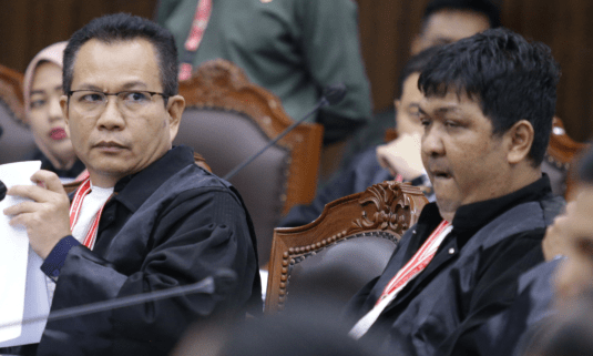 Kuasa Hukum Paslon MULIA sebagai pihak Terkait dalam Gugatan Pilwalkot Makassar di Mahkamah Konstitusi, Murlianto dan Damang, dipandang keliru membaca detail gugatan Indira Yusuf Ismail - Ilham Ari Fauzi (INIMI).