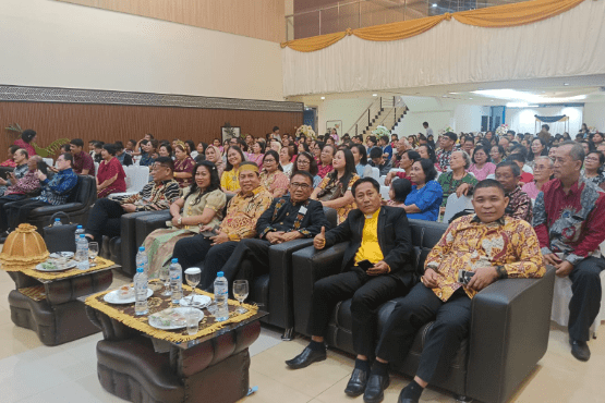 Peringatan Natal KKRB Makassar