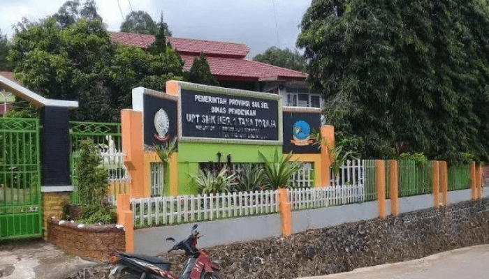 Wah! SMKN 1 Tana Toraja Diduga Lakukan Pungli, Wali Murid Protes Keras