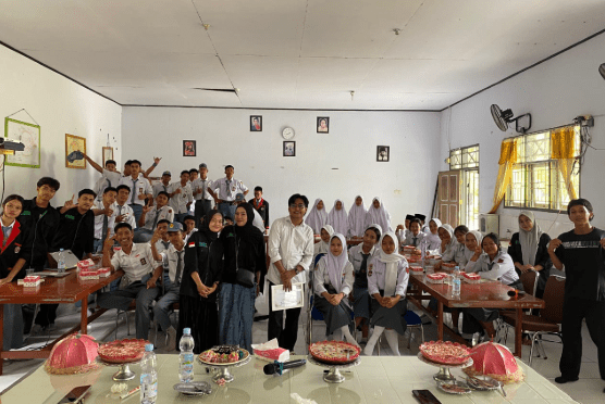 IPMALUTIM Komisariat Kalaena Go to School, Gelar Seminar dan Sosialisasi di SMAN 9 Luwu Timur