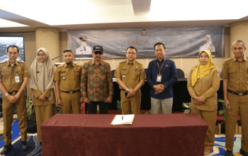 Asisten I Bidang Pemerintahan dan Kesejahteraan Rakyat (Kesra) Pemkot Makassar, Andi Muhammad Yasir, membuka Forum Perangkat Daerah yang diselenggarakan Dinas Komunikasi dan Informatika (Kominfo) Kota Makassar di Hotel Aston, Senin (3/2/2025).