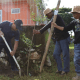 Dalam rangka memperingati Hari Peduli Sampah Nasional (HPSN) 2025, Dinas Lingkungan Hidup (DLH) Kota Makassar menggelar aksi penanaman pohon di kawasan Tempat Pengelolaan Sampah Reduce, Reuse, Recycle (TPS 3R) Untia pada Sabtu, (15/2/2025).