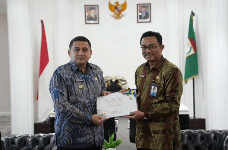 Pemerintah Kota Makassar menerima audiensi dari Kementerian Kependudukan dan Pembangunan Keluarga/BKKBN Provinsi Sulawesi Selatan untuk membahas berbagai program kependudukan, keluarga berencana, dan stunting, Jumat (21/3/2025).