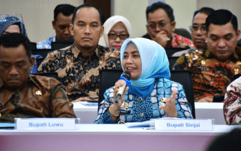Bupati Sinjai, Hj. Ratnawati Arif menghadiri High Level Meeting (HLM) Tim Pengendalian Inflasi Daerah (TPID) Sulawesi Selatan