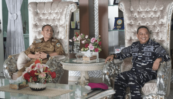 Bupati Lutim Sambut Kunjungan Danlantamal VI Makassar, Bahas Sinergi dan Pengembangan Potensi Daerah