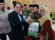 Jadi Guru Besar, Prof. Syamzan Syukur Torehkan Sejarah bagi Perempuan Bajo Luwu