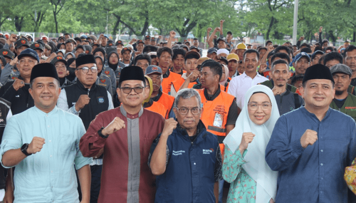 BAZNAS Makassar Distribusikan Ribuan Paket Ramadan untuk Mustahik