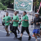 Wali Kota Makassar, Munafri Arifuddin melepas ribuan peserta Fun Run Milo Activ Indonesia Race (MAIR) 2025, di Lapangan Karebosi, Minggu (27/4/2024).