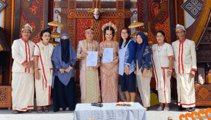 Inovasi Disdukcapil, Pengantin Non-Muslim di Lutim Kini Dipermudah Dapat Akta Nikah