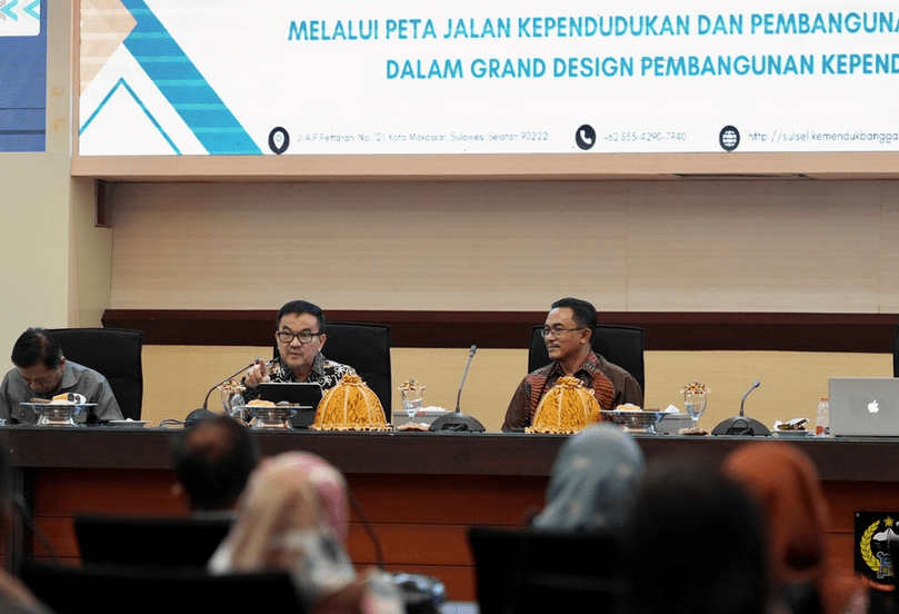 Sekretaris Daerah Provinsi Sulawesi Selatan, Jufri Rahman, mendorong seluruh pemerintah kabupaten/kota di Sulsel untuk segera menyusun Grand Desain Pembangunan Kependudukan (GDPK) sebagai dasar perencanaan pembangunan berbasis kependudukan jangka panjang.