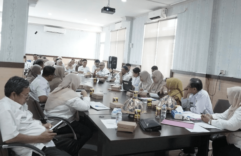 Ketua Forum Kabupaten Luwu Timur, Hj. Puspawati Husler, secara resmi membuka rapat technical meeting yang digelar di Kantor Dinas Pekerjaan Umum dan Penataan Ruang (PUPR), Rabu (04/06/2025).