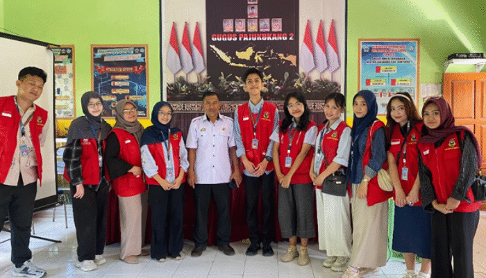 Mahasiswa KKN-PK Unhas Angkatan 67 Galakkan Gerakan Tangan Sehat di Dua Sekolah Dasar di Bantaeng