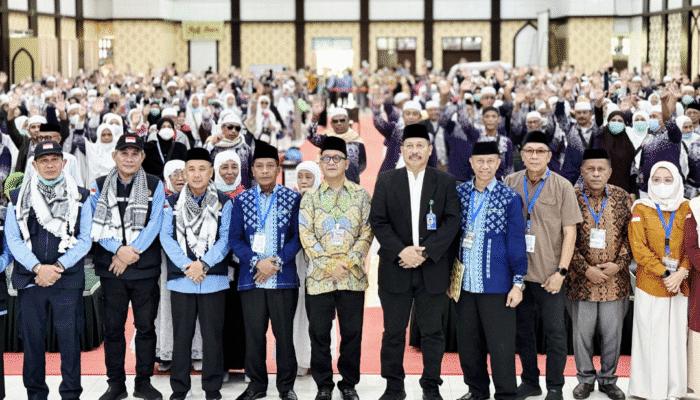 Kemenag RI Apresiasi Kinerja PPIH Embarkasi Makassar saat Sambut Kloter 35 UPG