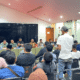Dialog terbuka antara masyarakat terdampak kebocoran pipa minyak dan pihak PT Vale Indonesia Tbk (“PT Vale”) yang berlangsung di Taman Antar Bangsa, Kecamatan Towuti, Senin (27/10/2025).