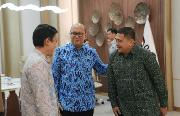 Munafri Perkuat Sinergi Nasional, Bahas Proyek PLTSa dengan KLHK dan Danantara