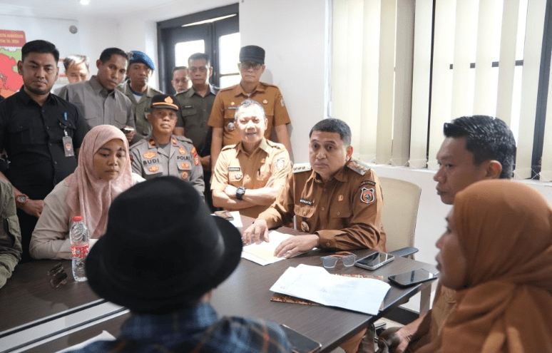 Pemkot Makassar Tawarkan Lokasi Pedagang Losari