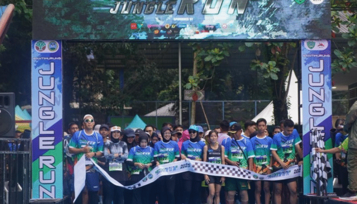 Ratusan Pelari Ramaikan Bantimurung Jungle Run 2025 di TN Babul Maros