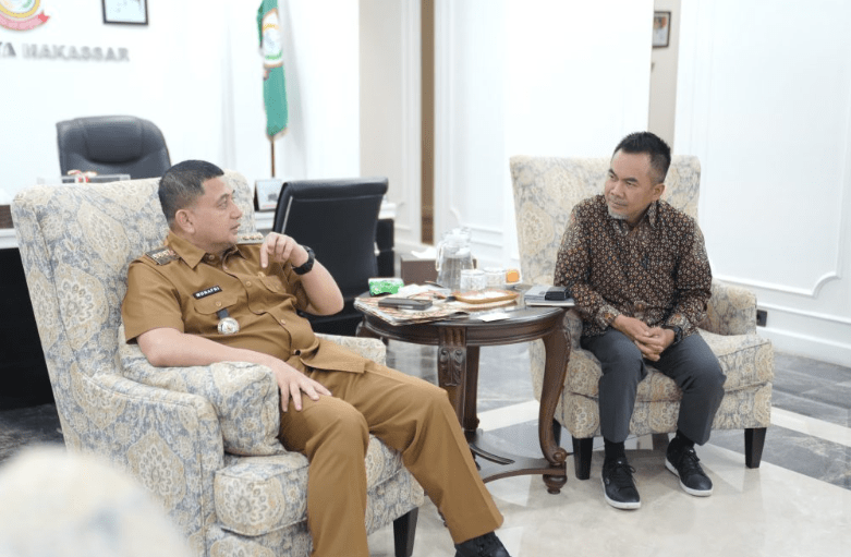 Wali Kota Makassar, Munafri Arifuddin, saat menerima kunjungan silaturahmi manajemen PT SMI di Balai Kota Makassar, Senin (6/10).