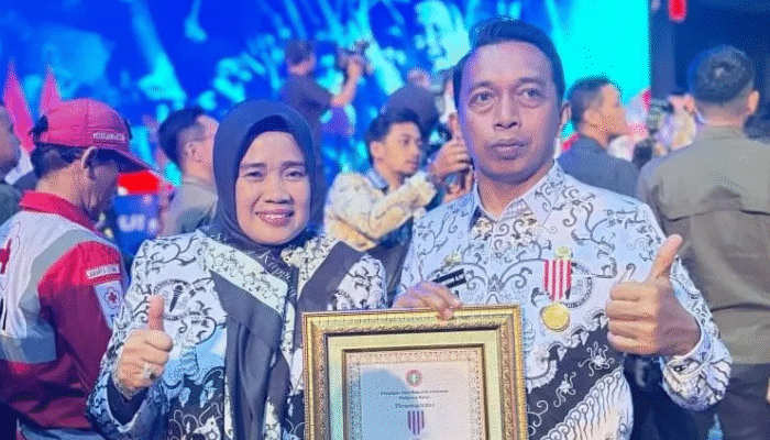 Bupati Sidrap Raih Anugerah Dwija Praja Nugraha, Bukti Komitmen pada Pendidikan dan Guru