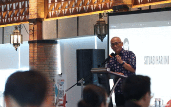 Diskominfo Makassar Undang Ndoro Kakung, Praktisi Media Sosial Bagikan Tips Kehumasan Era Digital