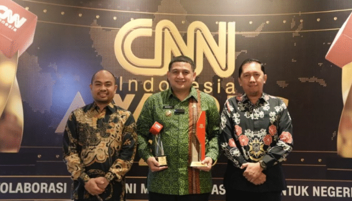 Makassar Creative Hub Antar Munafri Arifuddin Raih Penghargaan Pemimpin Kota Inklusif