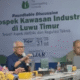 Bupati Luwu Timur periode 2005-2015, H. Andi Hatta Marakarma atau akrab disapa Opu Hatta dalam forum diskusi yang digelar The Sawerigading Institute, Jumat (31/10).