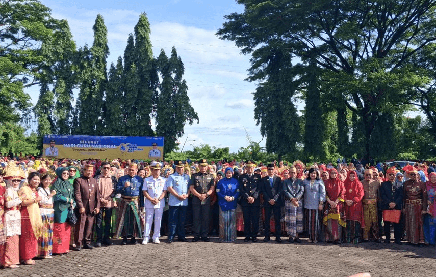 Peringati HGN 2025, Pemprov Sulsel Dukung Kebijakan Peningkatan Kesejahteraan Guru