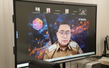 Wali Kota Makassar, Munafri Arifuddin, secara langsung memaparkan keunggulan dan dampak nyata aplikasi LONTARA+
