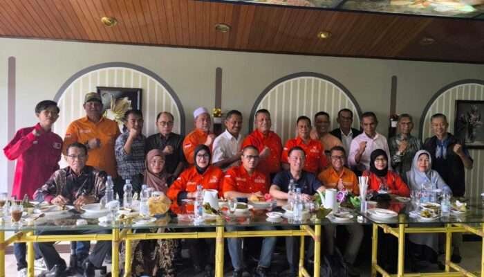 Bertemu Gerakan Rakyat Sulsel, Tom Lembong Soroti Masa Depan Ekonomi dan Politik Perubahan