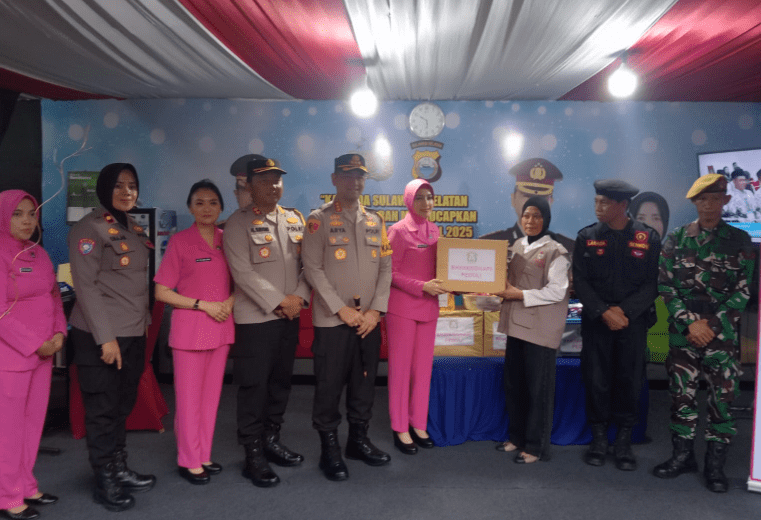 Kombes Arya Perdana Kunjungi Seluruh Pos Penjagaan di Wilayah Polrestabes Makassar