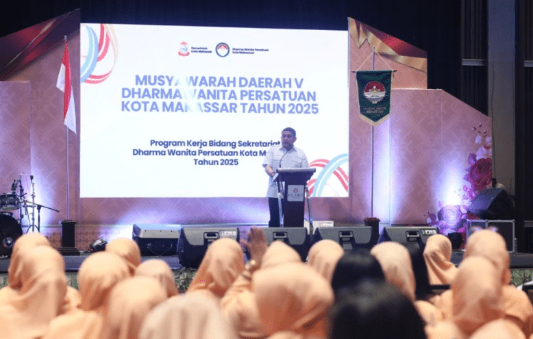 Pembukaan Musyawarah Kota (Muskot) V Dharma Wanita Persatuan (DWP) Kota Makassar di Hotel Claro Makassar
