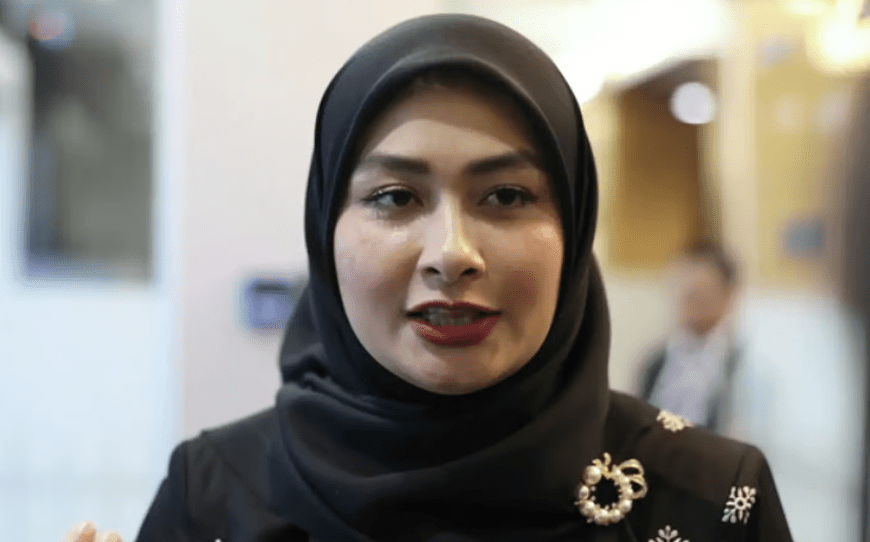 Profil Young Syefura Othman, Politisi Muda Cantik di Malaysia yang Kini Viral