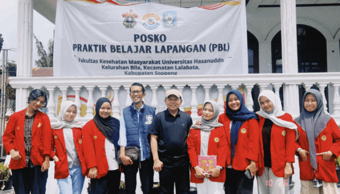 Perkuat Pembelajaran Lapangan, Dekan FKM Unhas Kunjungi Posko PBL II di Soppeng