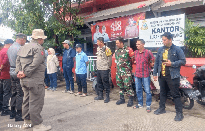 Pemkot Makassar Tertibkan Lapak Liar di Jalan Saripa Raya