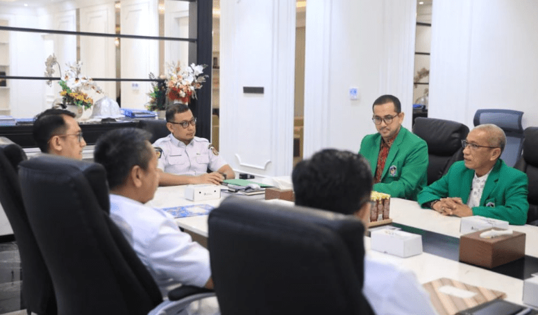 Pemkot Makassar–FEB UMI Jajaki Kerja Sama Pendidikan dan Ekraf