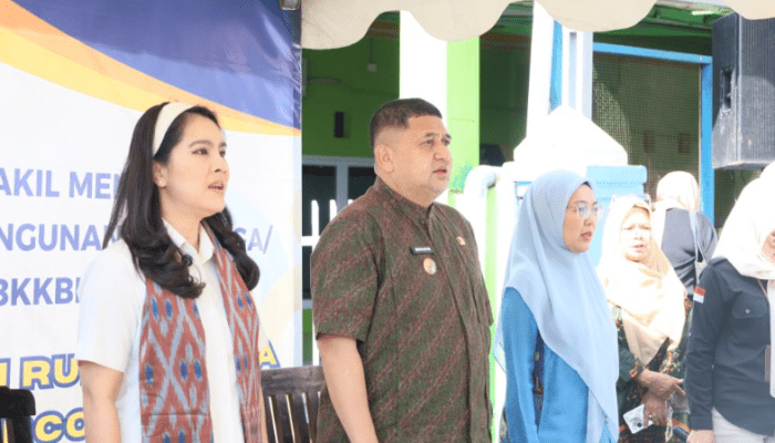 Munafri Dampingi Wamen Isyana Tinjau Program Keluarga Berkualitas di Makassar