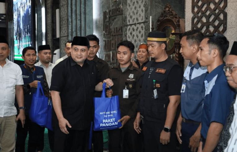 Munafri Doa dan Muhasabah di Al Markaz
