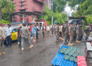 Penertiban Pedagang Kaki Lima (PKL) yang beraktivitas di atas trotoar dan badan jalan