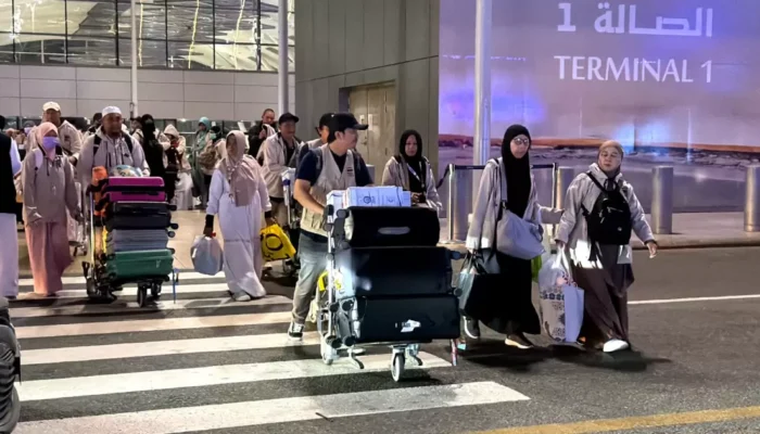 Petugas Kawal Kepulangan Jamaah Umrah, 24 Ribu Lebih Sudah Tiba di Tanah Air