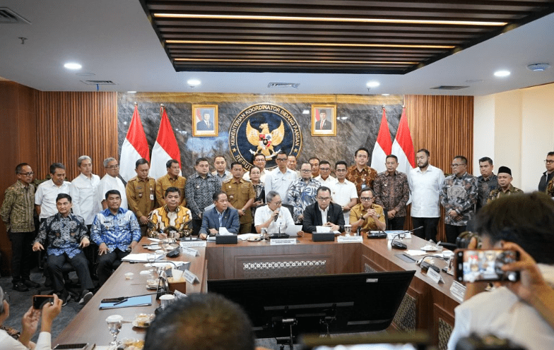 Wali Kota Makassar-Menko Pangan Bahas Percepatan Implementasi PSEL