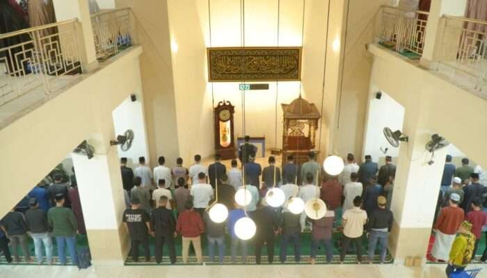 Salat Lail dan Sahur Bersama Warnai Ramadan Sivitas Akademika Unismuh Makassar