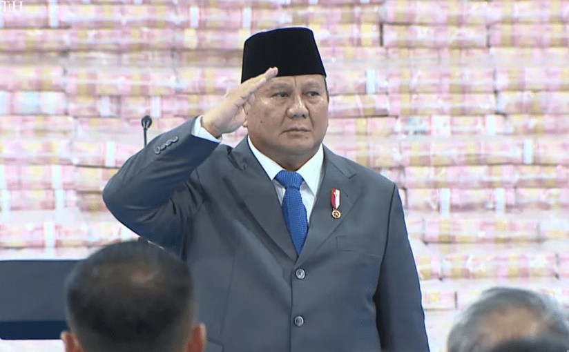 Presiden Prabowo Subianto saat berbicara dalam acara Penyerahan Denda Administratif dan Penyelamatan Keuangan Negara di Kejaksaan Agung RI, Jakarta, Jumat 10 April 2026