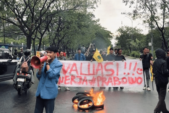 Biaya Pendidikan Makin Mahal, PMII Makassar Beri Rapor Merah ke Prabowo Gibran