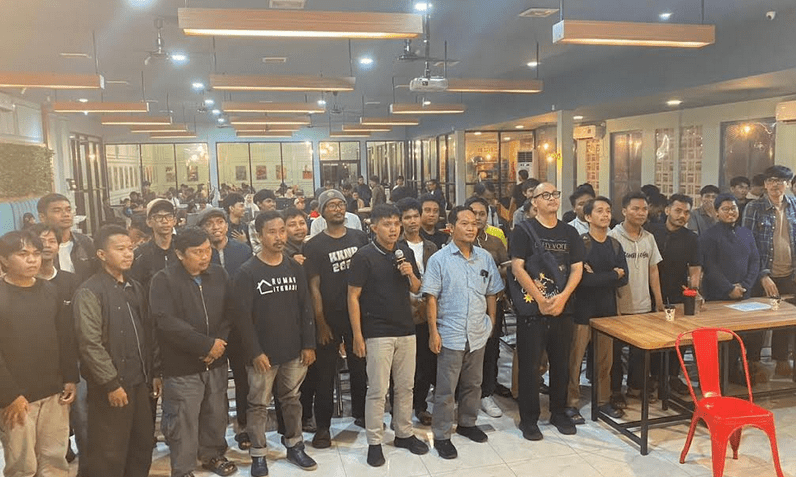 Diskusi “Republik Oligarki” di Makassar Soroti Ketimpangan Ekonomi Indonesia