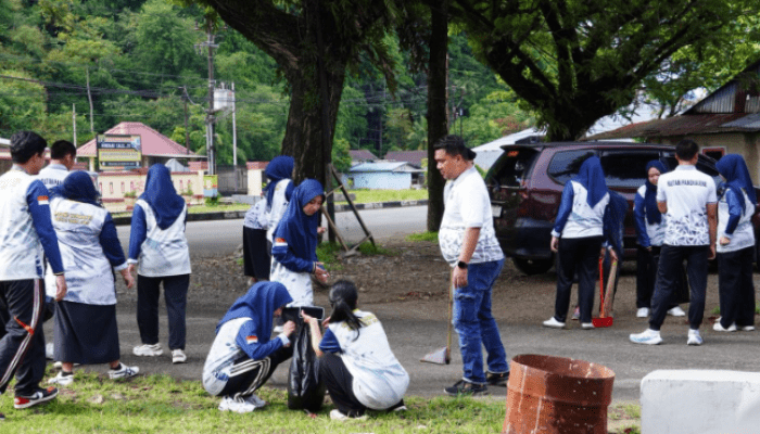 Bangun Budaya Kerja Disiplin, Rutan Pangkep Gelar Aksi Bersih Lingkungan