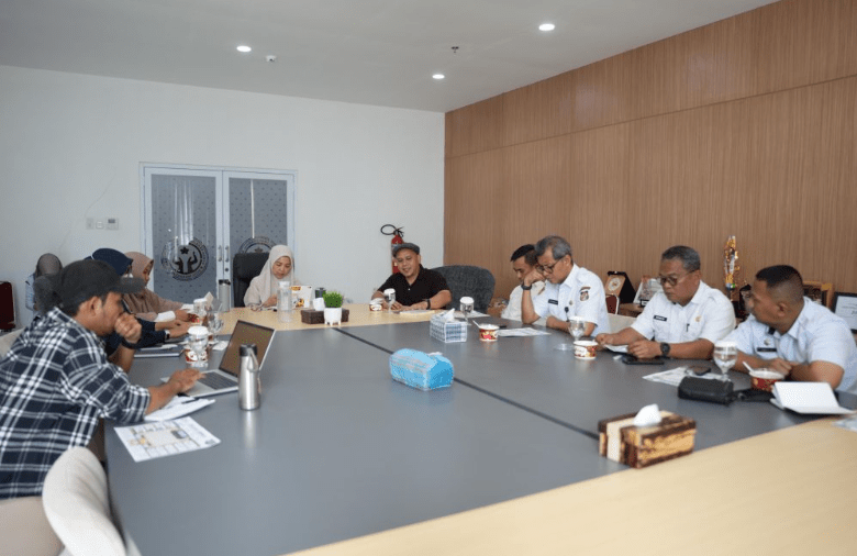Dewan Lingkungan Integrasikan Pengolahan Sampah dan Urban Farming
